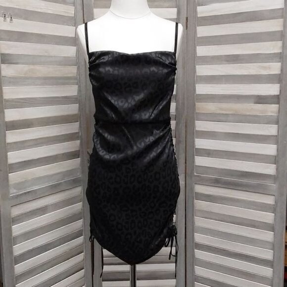 59 - Women's sleeveless ruched side bodycon dress,  | Wild Fable | Medium - Picture 1 of 15